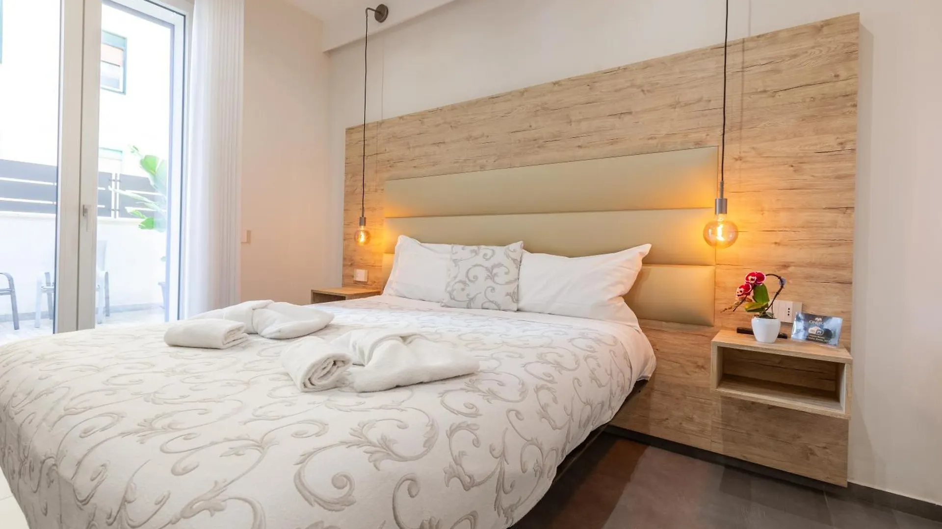 Oneira Rooms Agrigente Couette-café