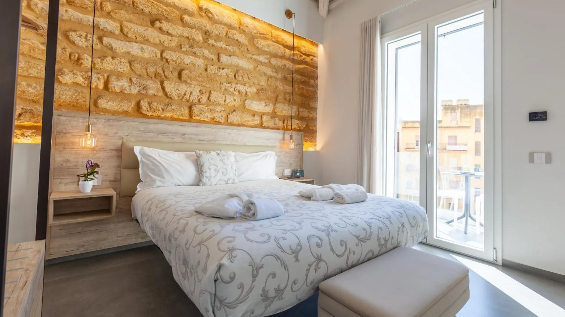 Oneira Rooms Agrigente Couette-café
