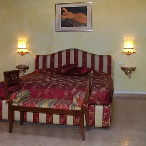 Modigliani 3*, Ferrara Italien