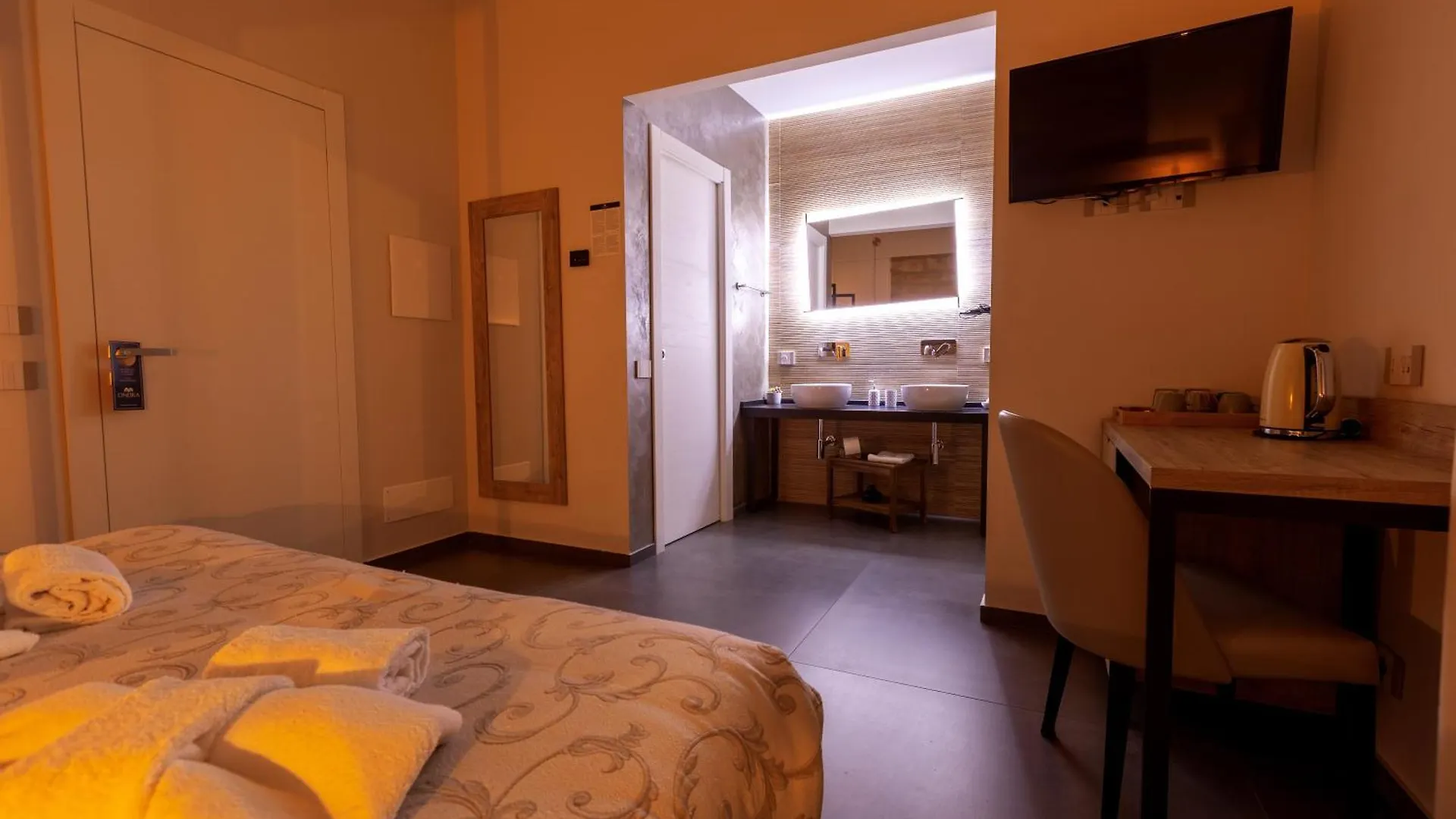 Oneira Rooms Agrigento 0*,